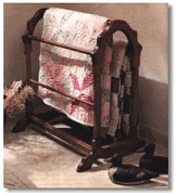Heirloom Quilt Rack- Walnut